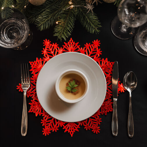 59703C • Silikónová podložka pod hrniec – snehová vločka – červená – 38 cm