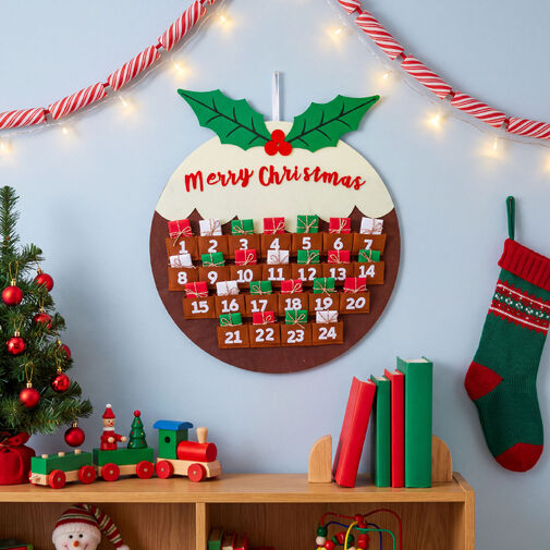 59781 • Vianočná dekorácia – adventný kalendár – ozdoba – filc – na zavesenie – 50 x 50 cm
